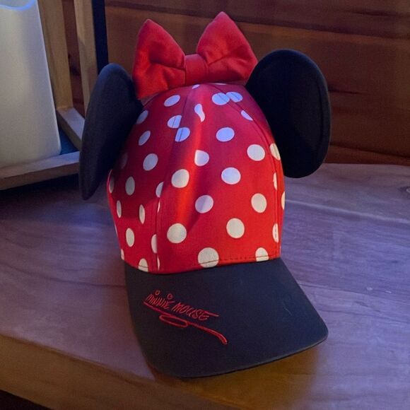 Minnie Hat from Disney world - Picture 2 of 8